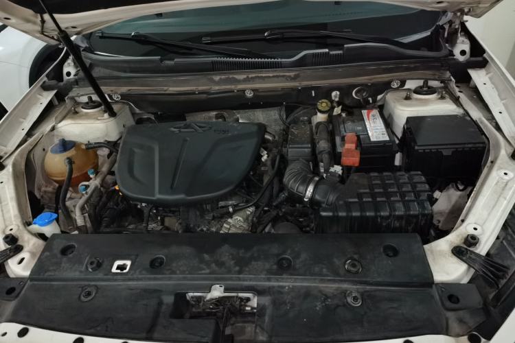 Used JETOUR X70 Coupe 2020 1.6T DCT Cool 6-Seater Engine Bay