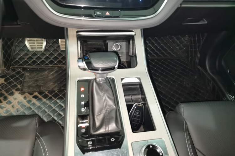 Used JETOUR X70 Coupe 2020 1.6T DCT Cool 6-Seater Gear Lever
