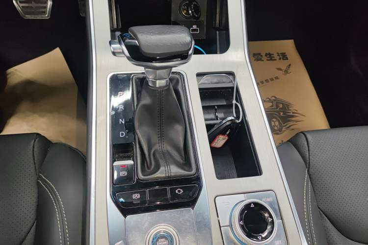Used JETOUR X70 Coupe 2020 1.5T DCT Trendy Cool 5-seater Gear Lever