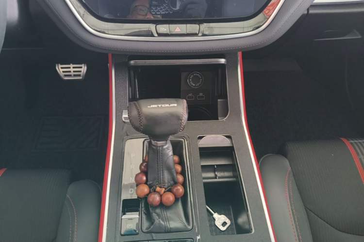 Used JETOUR X70 Coupe 2020 1.6T DCT Cool 5-Seater Gear Lever