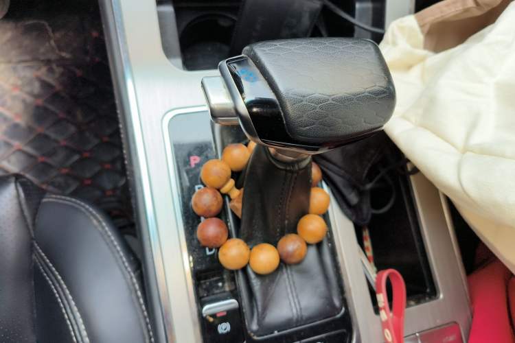 Used JETOUR X70 Coupe 2020 1.6T DCT Cool 5-Seater Gear Lever