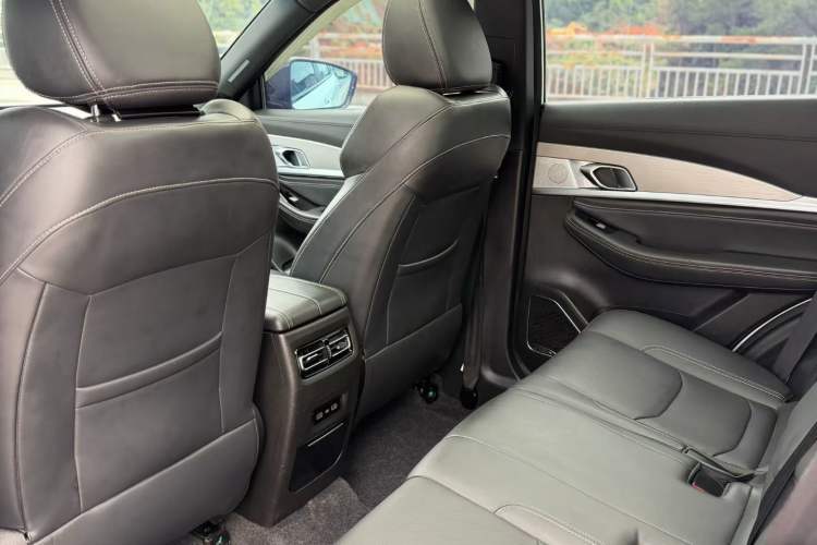 Used JETOUR X70 Coupe 2020 1.6T DCT Cool 5-Seater Interior 3