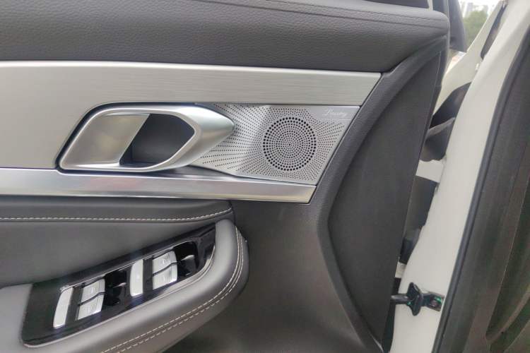 Used JETOUR X70 Coupe 2020 1.6T DCT Cool 6-Seater Interior 3