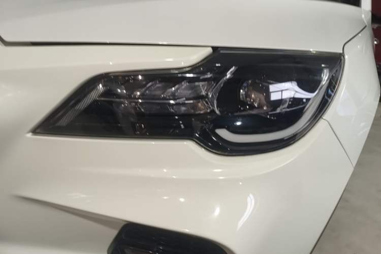 Used JETOUR X70 Coupe 2020 1.6T DCT CoolFuel 6-Seater Left Front Headlight