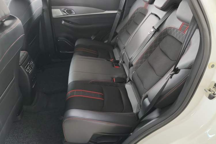 Used JETOUR X70 Coupe 2020 1.6T DCT Cool 5-Seater Left Rear Seat