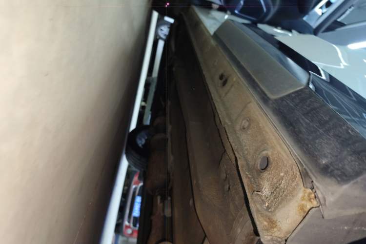Used JETOUR X70 Coupe 2020 1.6T DCT CoolFuel 7-seater Left Side Sill