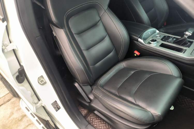Used JETOUR X70 Coupe 2020 1.6T DCT CoolFuel 7-seater Right Front Seat