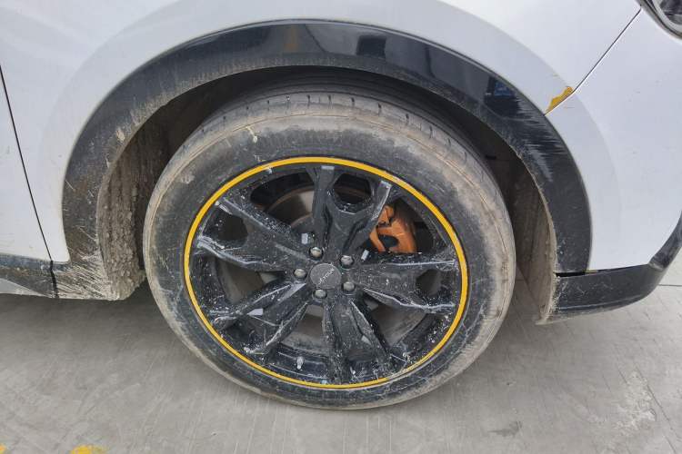 Used JETOUR X70 Coupe 2020 1.6T DCT ChaoPLUS 5-Seater Right Front Wheel Hub