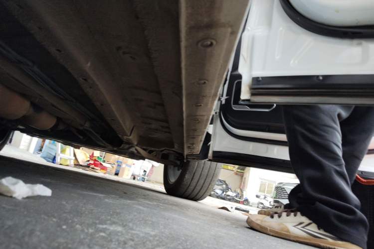 Used JETOUR X70 Coupe 2020 1.6T DCT CoolFuel 6-Seater Right Side Sill