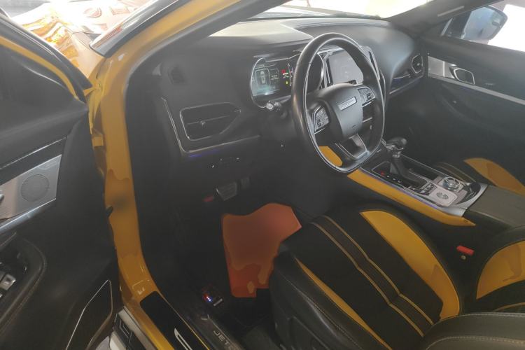 Used JETOUR X70 Coupe 2020 1.6T DCT ChaoPLUS 5-Seater Interior 3