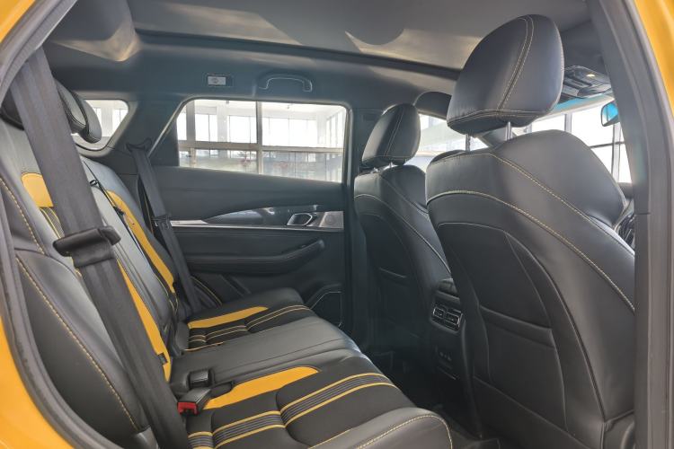 Used JETOUR X70 Coupe 2020 1.6T DCT ChaoPLUS 5-Seater Interior 4