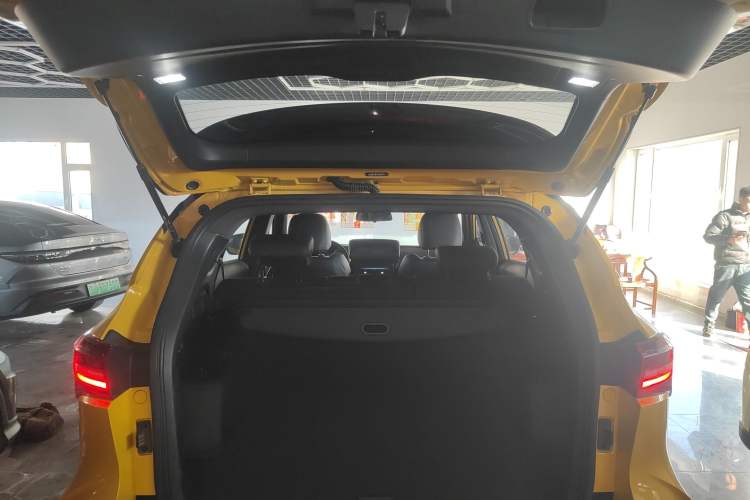 Used JETOUR X70 Coupe 2020 1.6T DCT ChaoPLUS 5-Seater Trunk