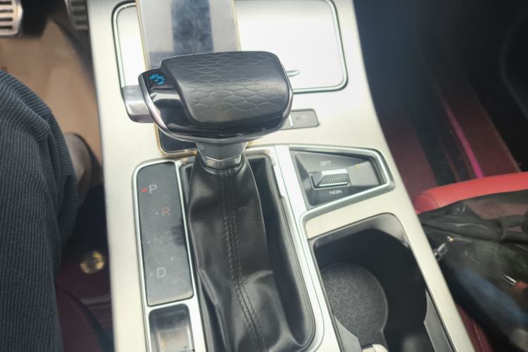 Used JETOUR X70 PLUS 2021 1.6T DCT Star 5-Seater Gear Lever