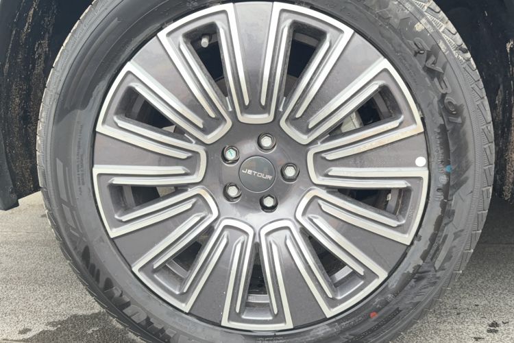 Used JETOUR X70 PLUS 2025 1.5T Elite Edition 5 Seats Interior 8