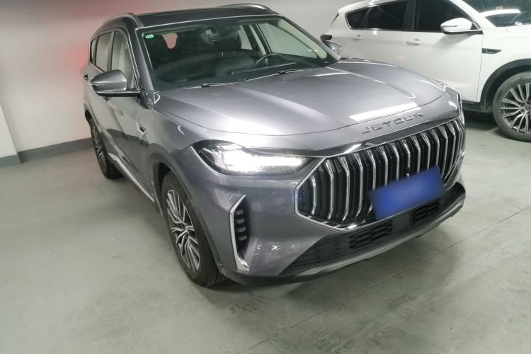 Used JETOUR X70 PLUS 2024 Champion Edition 1.5T DCT Champion PRO 5-Seater Front Right 45 Deg
