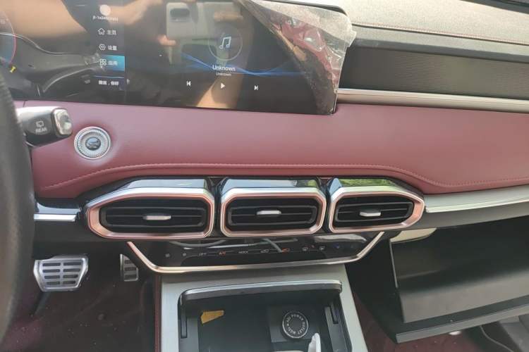 Used JETOUR X70 PLUS 2021 1.6T DCT Star 7-Seater Audio And AC Panel