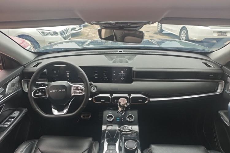 Used JETOUR X70 PLUS 2021 1.6T DCT Base 5-Seater Center Console