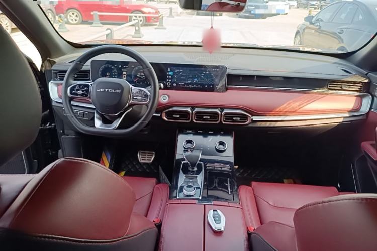 Used JETOUR X70 PLUS 2021 1.6T DCT Pro 5-Seater Center Console
