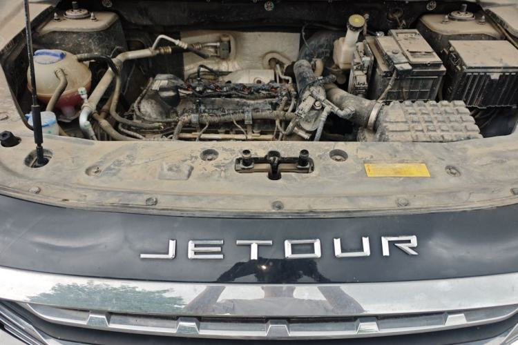 Used JETOUR X70 PLUS 2021 Revised Version 1.5T Manual 5-Seater Engine Bay