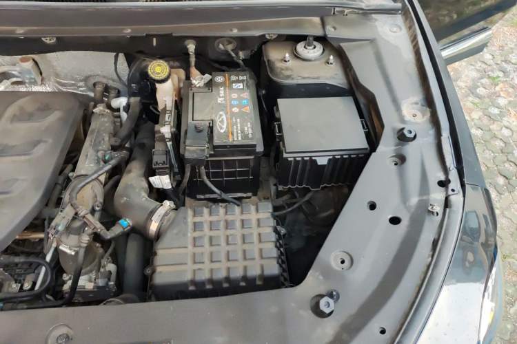 Used JETOUR X70 PLUS 2021 1.5T DCT Mountain 5-Seater Engine Bay Left