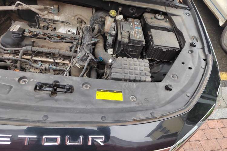 Used JETOUR X70 PLUS 2021 1.5T Manual Wind 5-Seater Engine Bay Left