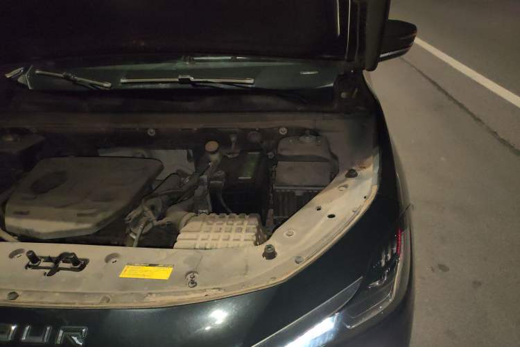 Used JETOUR X70 PLUS 2021 1.5T Manual Lin 5-Seater Engine Bay Left