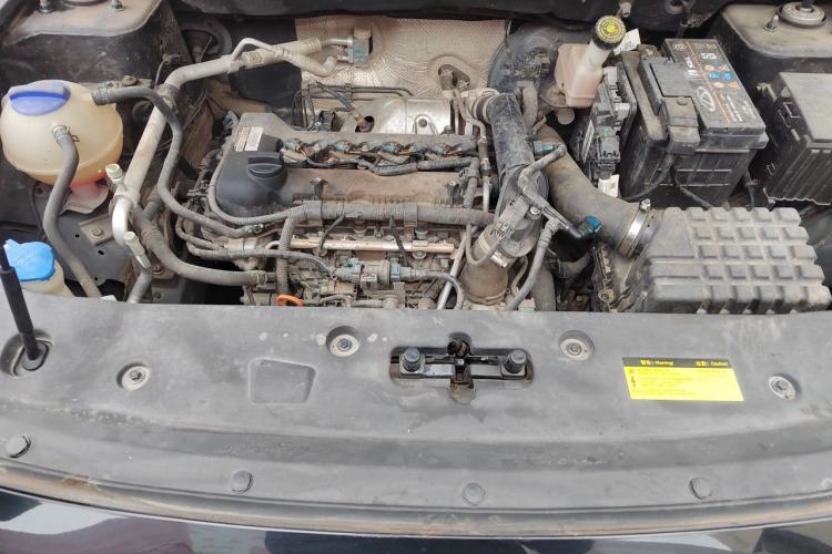 Used JETOUR X70 PLUS 2021 1.5T Manual Wind 5-Seater Engine Bay