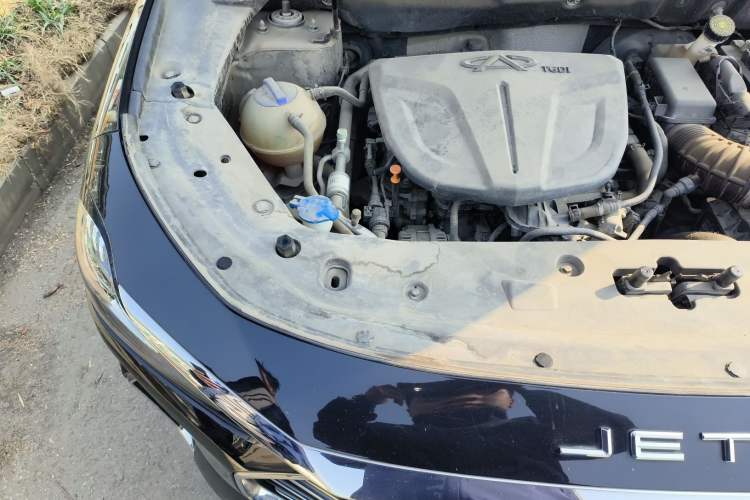 Used JETOUR X70 PLUS 2021 1.6T DCT Pro 5-Seater Engine Bay Right