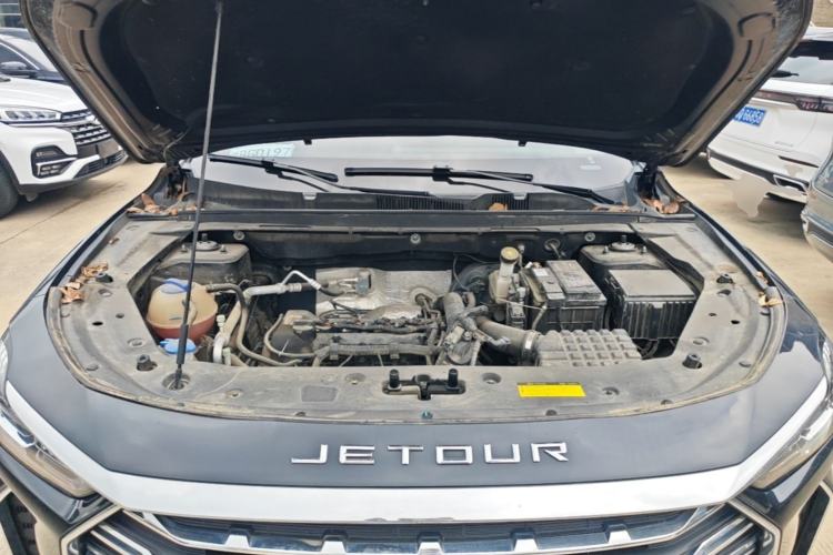 Used JETOUR X70 PLUS 2021 Revised Version 1.5T Manual 5-Seater Engine Bay
