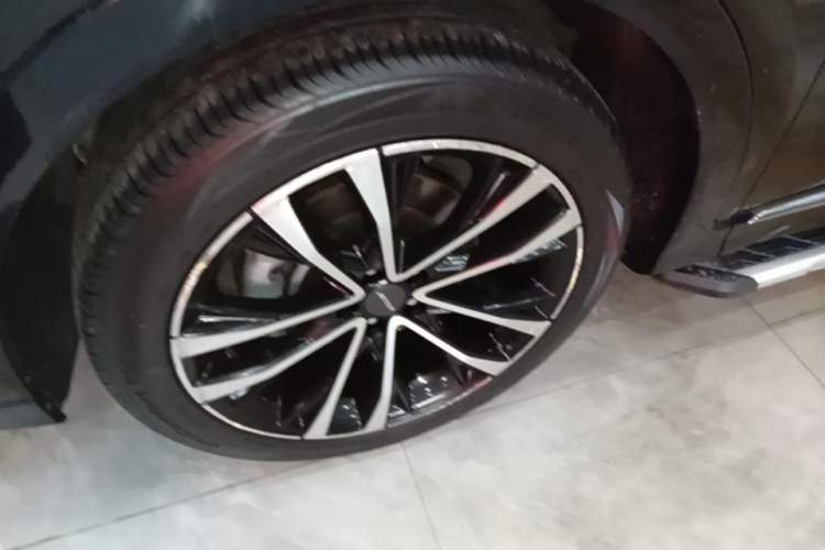 Used JETOUR X70 PLUS 2021 1.6T DCT Base 5-Seater Exterior 4