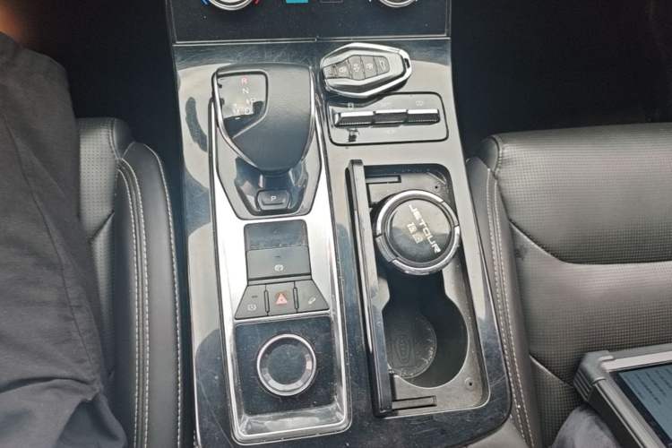 Used JETOUR X70 PLUS 2021 1.6T DCT Base 5-Seater Gear Lever