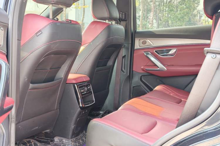 Used JETOUR X70 PLUS 2021 1.6T DCT Pro 5-Seater Interior 3