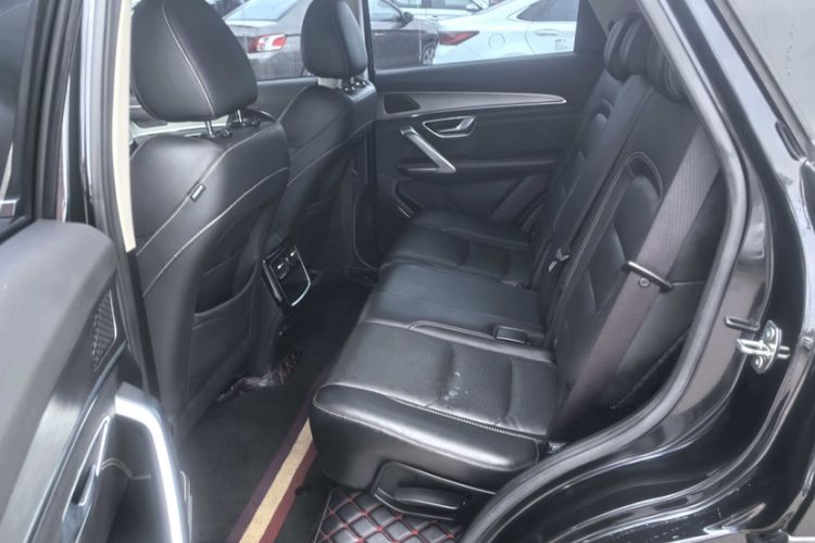 Used JETOUR X70 PLUS 2021 1.5T DCT Mountain 7-Seater Interior 6