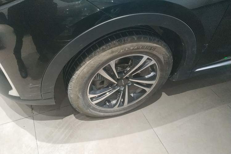 Used JETOUR X70 PLUS 2021 1.5T Manual Lin 7-Seater Left Front Wheel Hub
