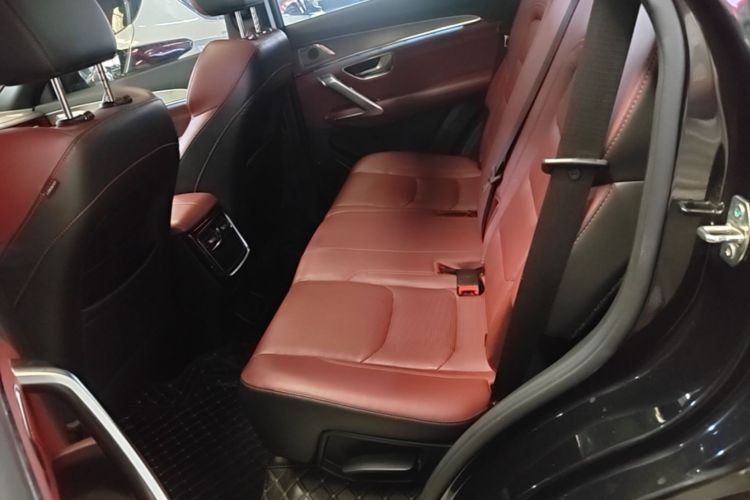 Used JETOUR X70 PLUS 2021 1.6T DCT StarPRO 7-seater Left Rear Seat