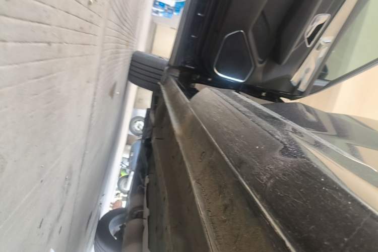 Used JETOUR X70 PLUS 2021 1.6T DCT Base 5-Seater Left Side Sill