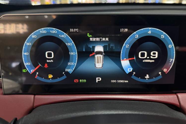 Used JETOUR X70 PLUS 2021 1.5T DCT Mountain 7-Seater Odometer Close Up