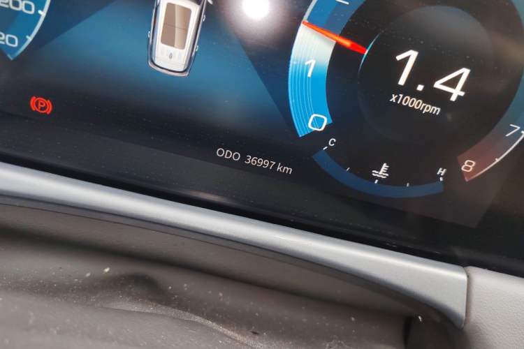Used JETOUR X70 PLUS 2021 1.5T Manual Wind 5-Seater Odometer Close Up
