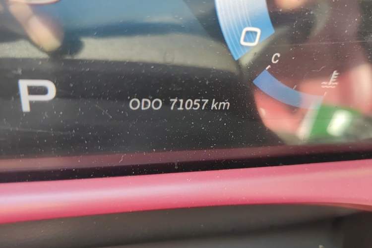 Used JETOUR X70 PLUS 2021 1.6T DCT Star 7-Seater Odometer Close Up