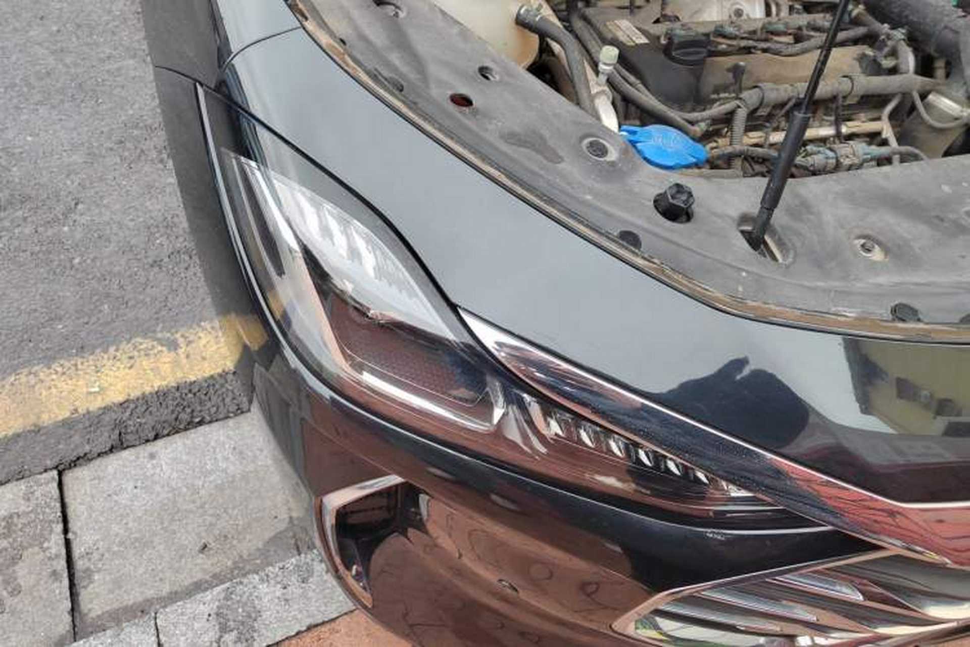 Used JETOUR X70 PLUS 2021 1.5T Manual Wind 5-Seater Right Front Headlight
