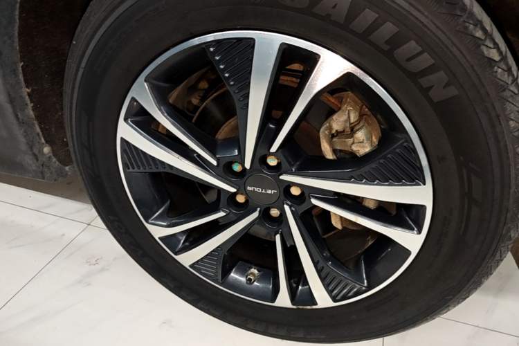 Used JETOUR X70 PLUS 2021 1.6T DCT Star 5-Seater Right Front Wheel Hub
