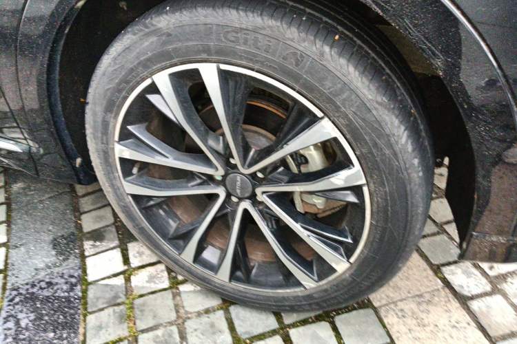 Used JETOUR X70 PLUS 2021 1.6T DCT Base 5-Seater Right Front Wheel Hub