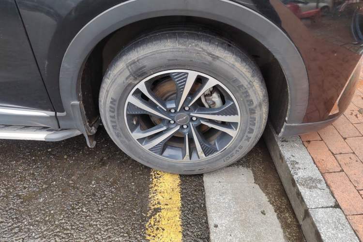 Used JETOUR X70 PLUS 2021 1.5T Manual Wind 5-Seater Right Front Wheel Hub