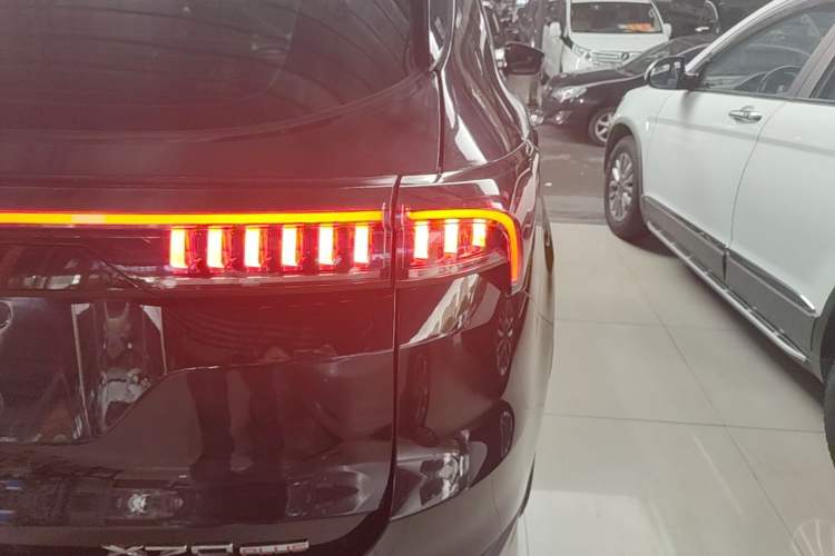 Used JETOUR X70 PLUS 2021 1.5T DCT Mountain 7-Seater Right Rear Taillight