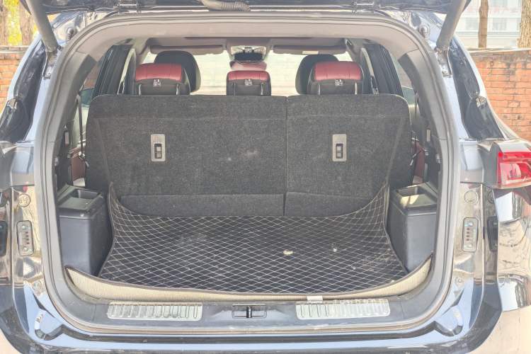 Used JETOUR X70 PLUS 2021 1.6T DCT Pro 5-Seater Trunk