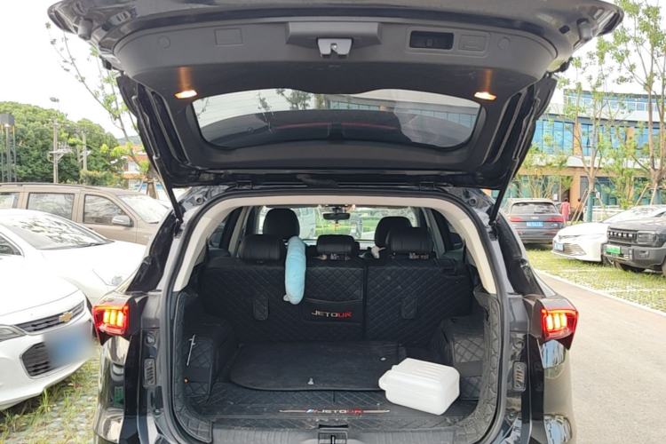 Used JETOUR X70 PLUS 2021 1.6T DCT Star 7-Seater Trunk