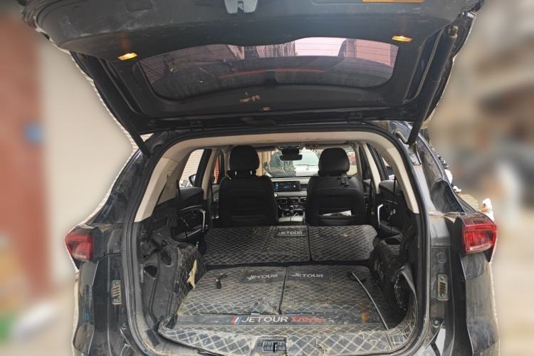 Used JETOUR X70 PLUS 2021 1.5T Manual Lin 7-Seater Trunk