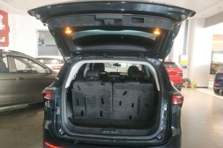 Used JETOUR X70 PLUS 2021 1.5T Manual Lin 7-Seater Trunk