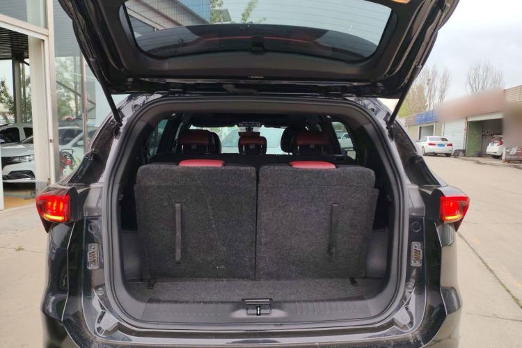 Used JETOUR X70 PLUS 2021 1.5T DCT Mountain 7-Seater Trunk