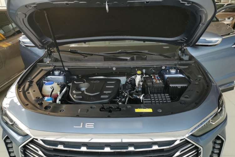 Used JETOUR X70 PLUS 2021 1.5T DCT Mountain 5-Seater Engine Bay
